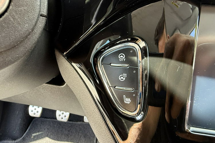 Corsa Opel Corsa 1.4 Niski oryginalny przebieg :) zdjęcie 10