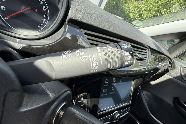 Corsa Opel Corsa 1.4 Niski oryginalny przebieg :) zdjęcie 25