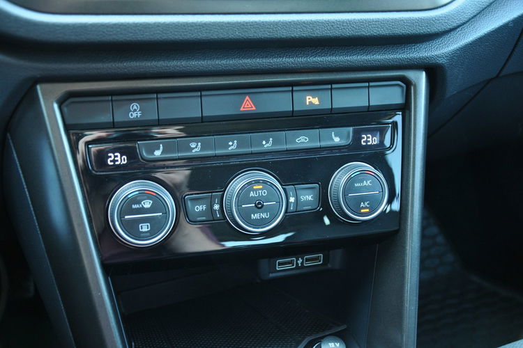 Volkswagen T-Roc 1.5TSI 150KM Advance Polski Salon Serwis ASO FV marża zdjęcie 16