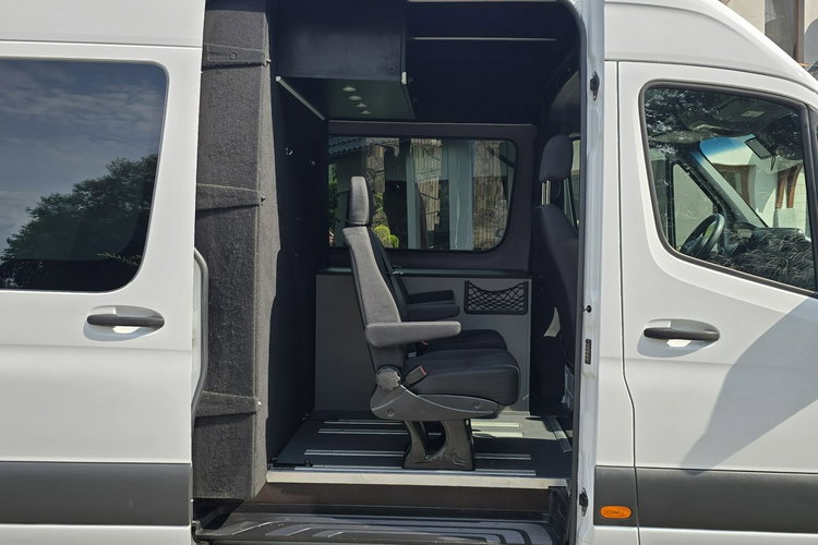 Mercedes Sprinter 319 CDi 3.0 CDi 190KM / Salon PL I-właściciel / 3, 5T na haku WARSZTAT zdjęcie 13