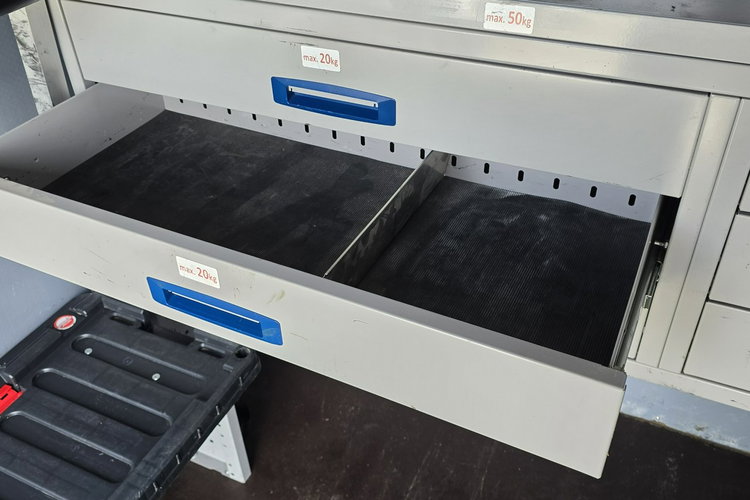 Mercedes Sprinter 319 CDi 3.0 CDi 190KM / Salon PL I-właściciel / 3, 5T na haku WARSZTAT zdjęcie 20