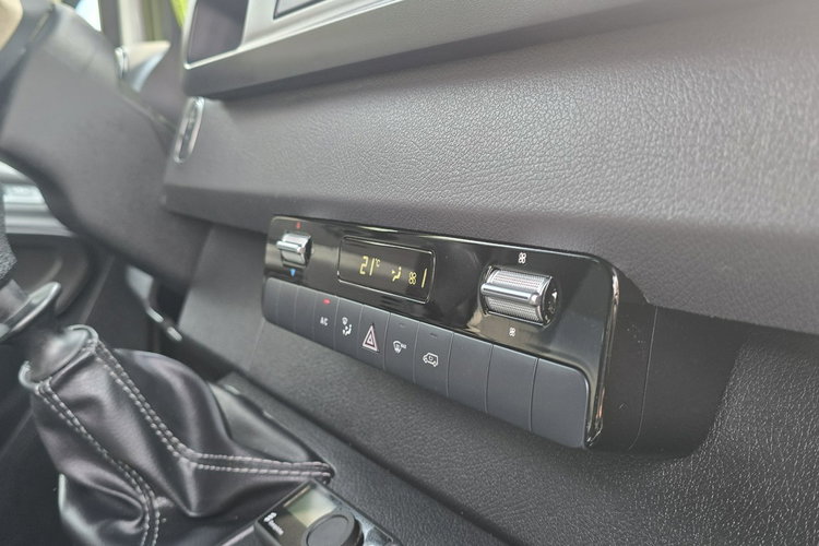 Mercedes Sprinter 319 CDi 3.0 CDi 190KM / Salon PL I-właściciel / 3, 5T na haku WARSZTAT zdjęcie 22