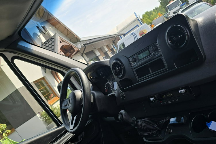 Mercedes Sprinter 319 CDi 3.0 CDi 190KM / Salon PL I-właściciel / 3, 5T na haku WARSZTAT zdjęcie 8