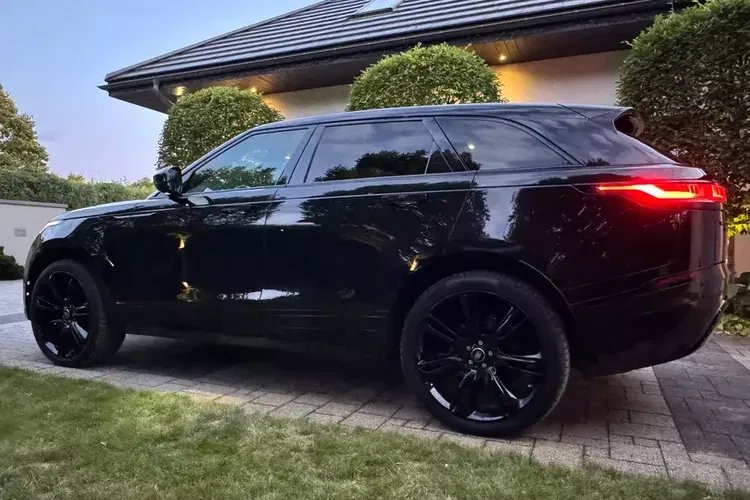 Land Rover Range Rover Velar zdjęcie 15