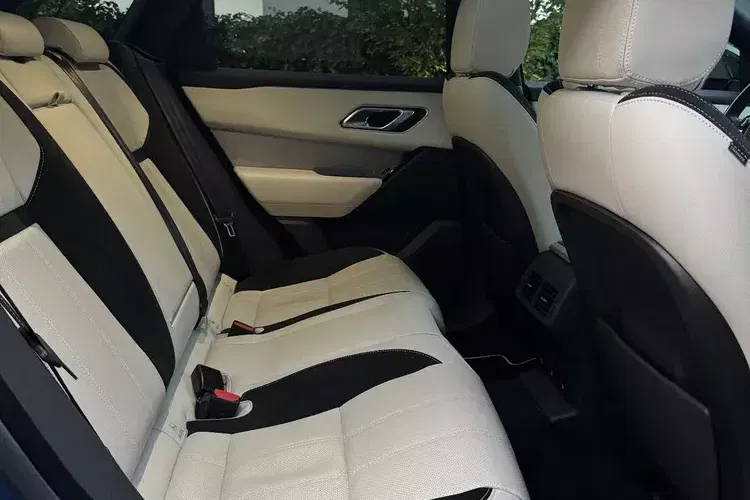 Land Rover Range Rover Velar zdjęcie 20