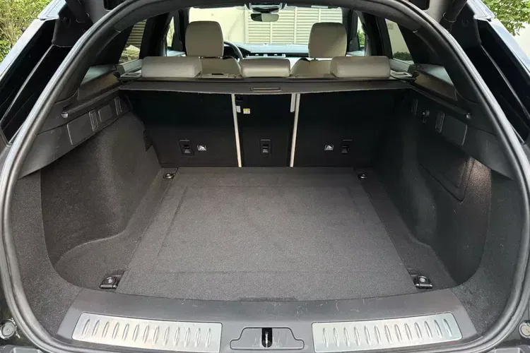 Land Rover Range Rover Velar zdjęcie 35