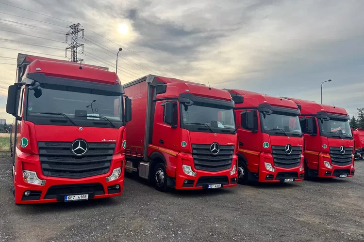 Mercedes ACTROS MP5 euro6 6x2 jumbo zestaw 120m 38palet zdjęcie 3