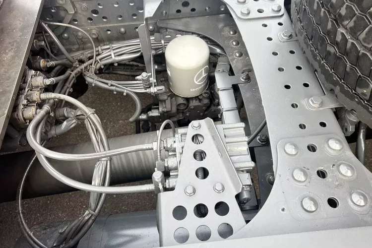 Mercedes ACTROS L prokontraktowy zdjęcie 17