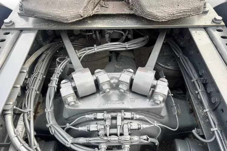 Mercedes ACTROS L prokontraktowy zdjęcie 9