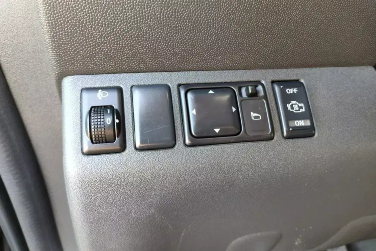 Nissan navara zdjęcie 19
