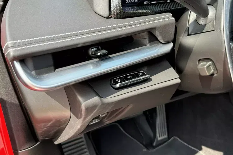 Chevrolet corvette zdjęcie 32