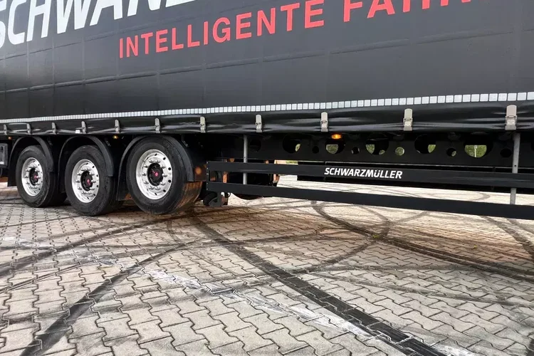 Standard Alcoa felgi 2019/20 lekka waga: 5320kg S1 J Schwarzmuller zdjęcie 9