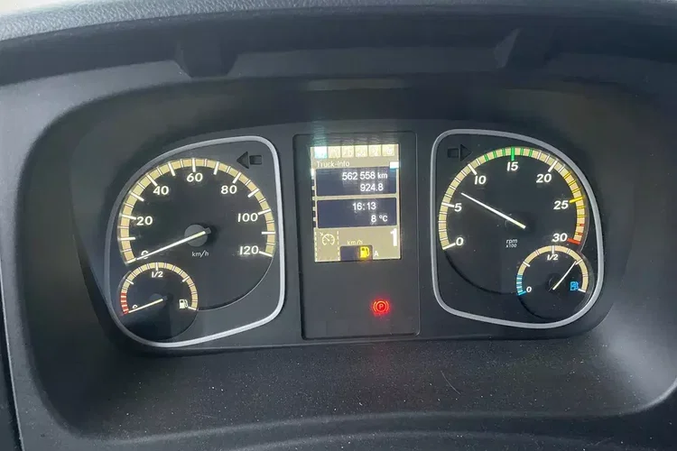 Mercedes ATEGO 816, ładowność 3 tony zdjęcie 8