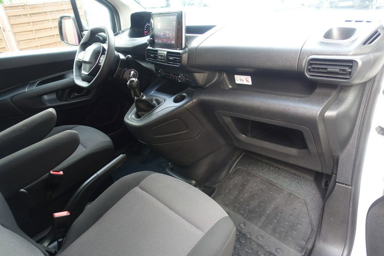 Peugeot Partner R E Z E R W A C J A zdjęcie 18