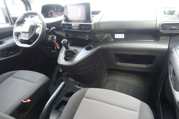 Peugeot Partner R E Z E R W A C J A zdjęcie 19