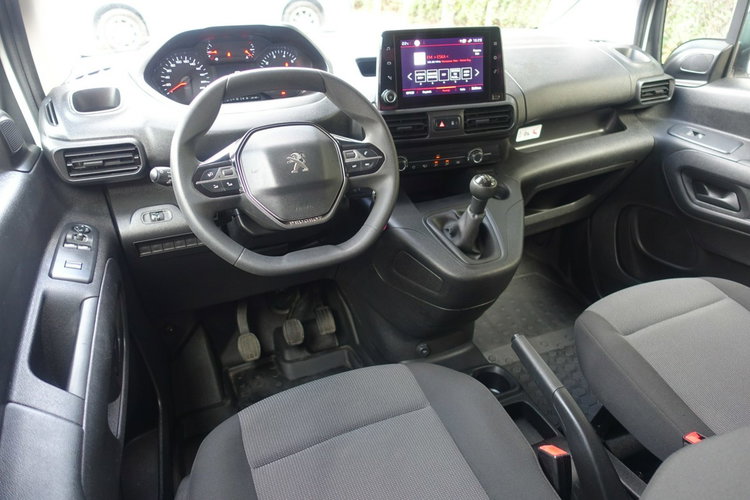 Peugeot Partner R E Z E R W A C J A zdjęcie 21