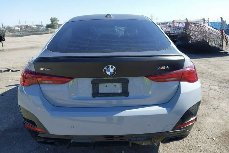 BMW M4 M440I Grań Coupé Xdrive zdjęcie 5