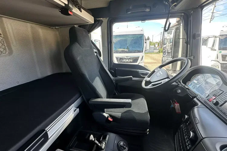 MAN TGX 18.440 XLX / E6 / LOWDECK / MEGA / AUTOMAT / SALON POLSKA zdjęcie 15
