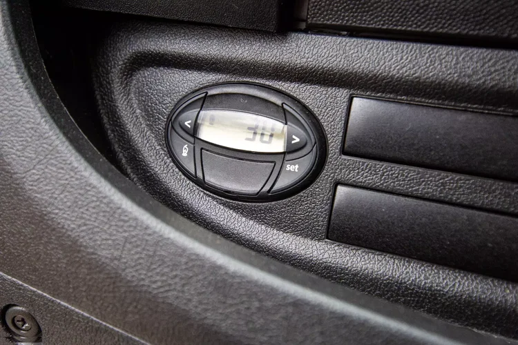 Fiat Ducato 2.3 L2H2 ŚREDNI Professional zdjęcie 50