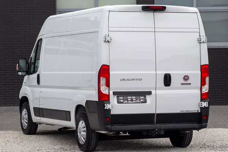 Fiat Ducato 2.3 L2H2 ŚREDNI Professional zdjęcie 40
