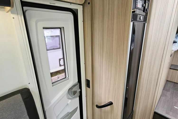 inny Adria Sunliving S 75 SL zdjęcie 15