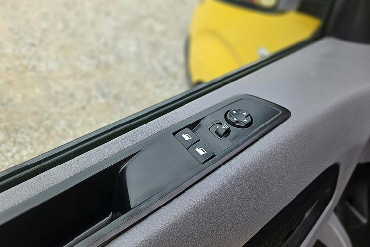 Opel Vivaro XXL max długi automat zdjęcie 19