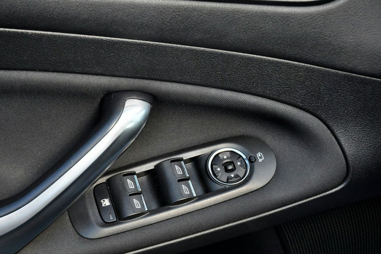 Ford Mondeo 2.0TDCI(140KM) Lift Duża Navi Led 2xParktr. Reling Convers Alu16"ASO zdjęcie 38