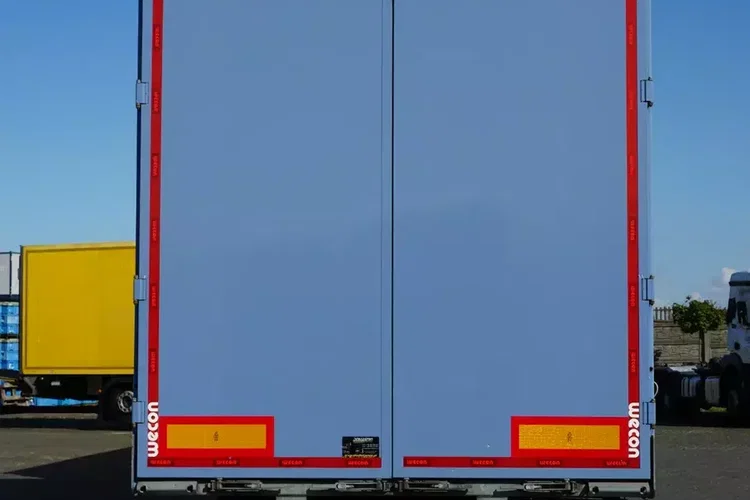 Mercedes ACTROS / 1843 / ACC / EURO 6 / ZESTAW PRZESTRZENNY 120 M3 / ŁAD. 20 420 KG zdjęcie 15