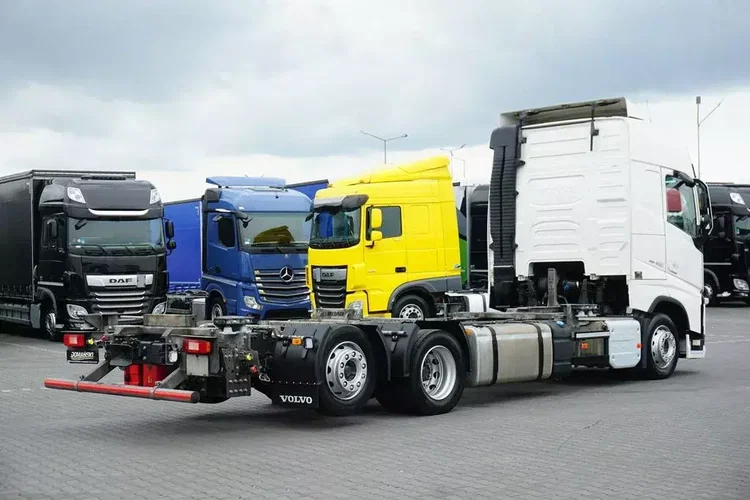 Volvo FH 460 / ACC / EURO 6 / BDF / OŚ SKRĘTNA / 7.15 , 7.45 , 7.82 M zdjęcie 6