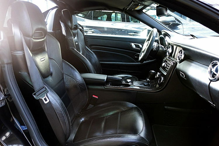 Mercedes SLK 55 AMG 55 AMG V8 422KM 1Właściciel BEZWYPADKOWY Skóra BI-Xenon zdjęcie 15