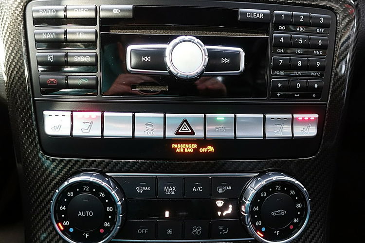 Mercedes SLK 55 AMG 55 AMG V8 422KM 1Właściciel BEZWYPADKOWY Skóra BI-Xenon zdjęcie 24