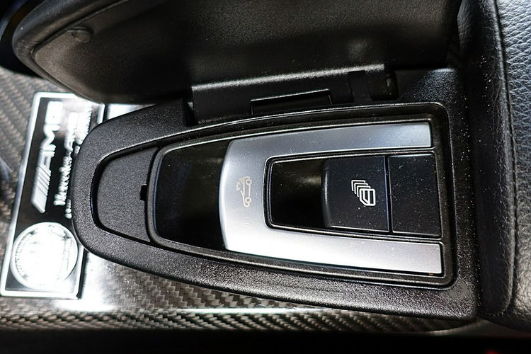 Mercedes SLK 55 AMG 55 AMG V8 422KM 1Właściciel BEZWYPADKOWY Skóra BI-Xenon zdjęcie 39