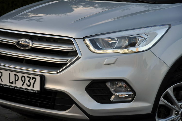 Ford Kuga 2.0TDCi(150KM) AWD Lift Led Skóry Navi Grzana Kierownica Alu17"ASO zdjęcie 12