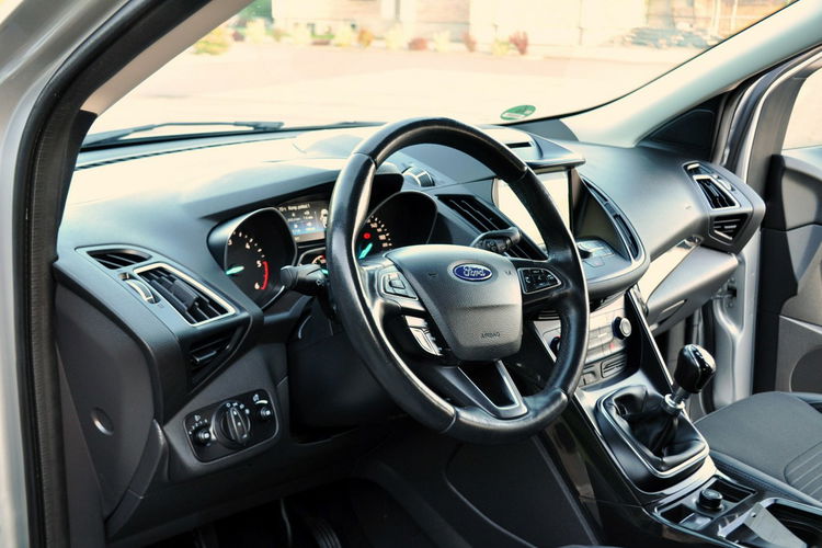 Ford Kuga 2.0TDCi(150KM) AWD Lift Led Skóry Navi Grzana Kierownica Alu17"ASO zdjęcie 23