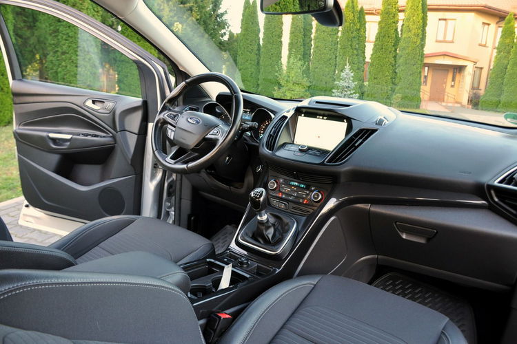 Ford Kuga 2.0TDCi(150KM) AWD Lift Led Skóry Navi Grzana Kierownica Alu17"ASO zdjęcie 25