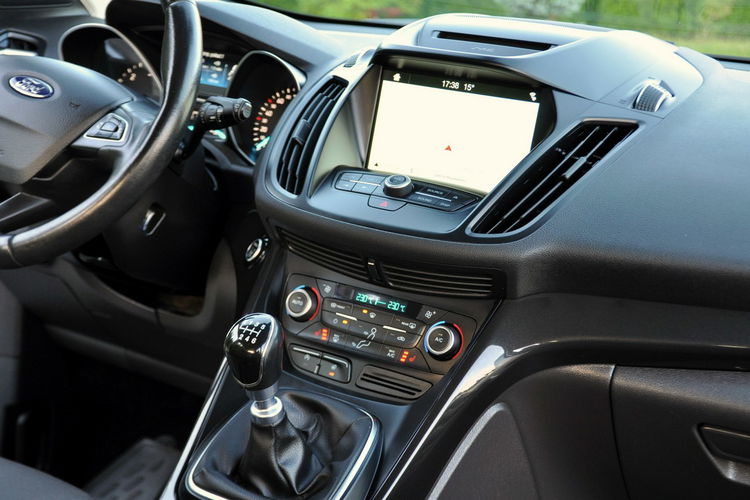 Ford Kuga 2.0TDCi(150KM) AWD Lift Led Skóry Navi Grzana Kierownica Alu17"ASO zdjęcie 27
