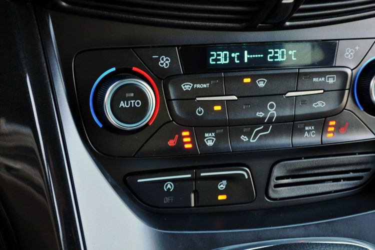 Ford Kuga 2.0TDCi(150KM) AWD Lift Led Skóry Navi Grzana Kierownica Alu17"ASO zdjęcie 34