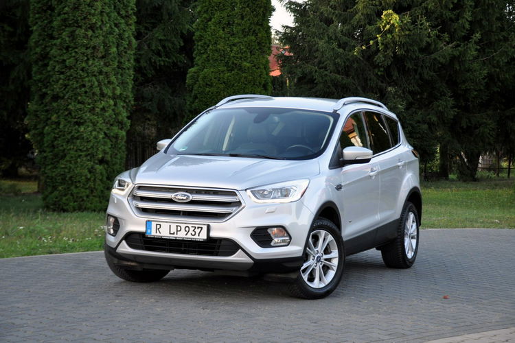 Ford Kuga 2.0TDCi(150KM) AWD Lift Led Skóry Navi Grzana Kierownica Alu17"ASO zdjęcie 9