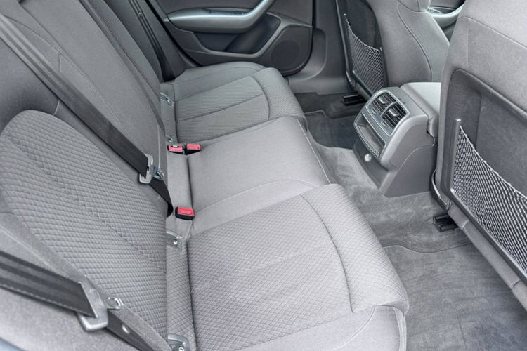 Audi A6 2.0tdi 177KM ledy bi xenon fotele sport mały przebieg 160 tys serwis zdjęcie 9