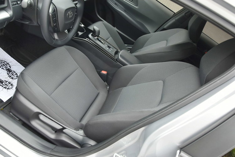Toyota Prius AWD 2.0Hybrid 223KM 2024r. z napędem 4x4 FullLED Kamera Radar 25tkm zdjęcie 25