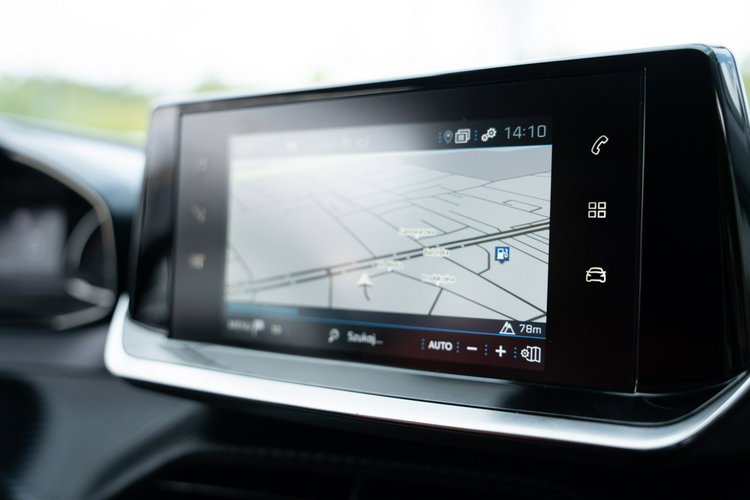 Peugeot 2008 FV 23% Automat Org. Lakier Pełny Serwis FV 1.2 Benz 130KM Gwarancja zdjęcie 24