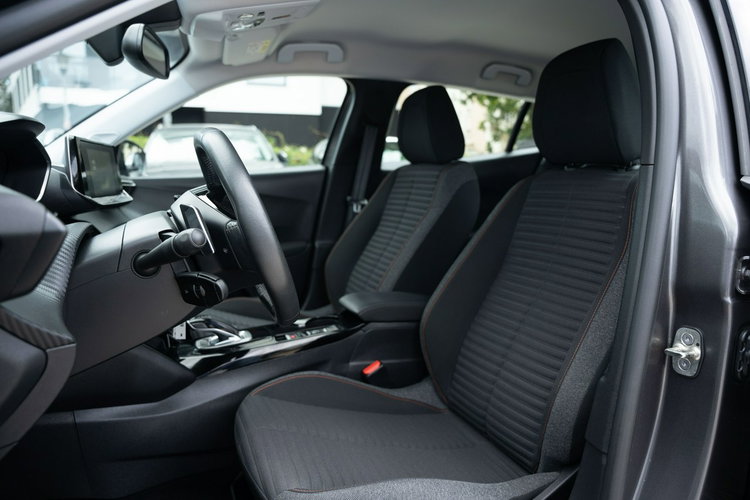 Peugeot 2008 FV 23% Automat Org. Lakier Pełny Serwis FV 1.2 Benz 130KM Gwarancja zdjęcie 8