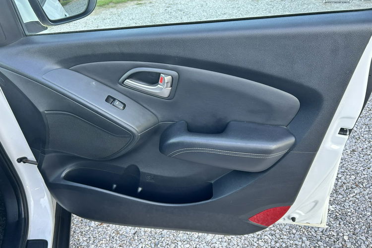 Hyundai ix35 Tylko 139 tys km zdjęcie 18