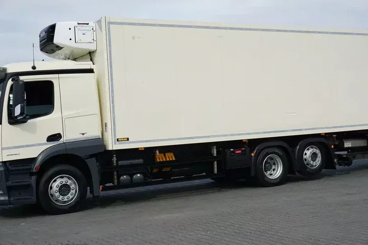 Mercedes ACTROS / 2540 / ACC / E 6 / ZESTAW PRZEJAZDOWY / CHŁODNIA + WINDA / 38 PALET zdjęcie 27