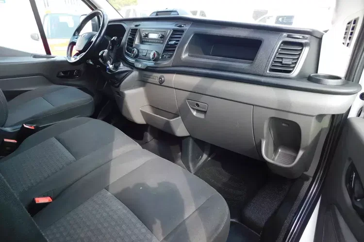 Ford TRANSIT zdjęcie 4
