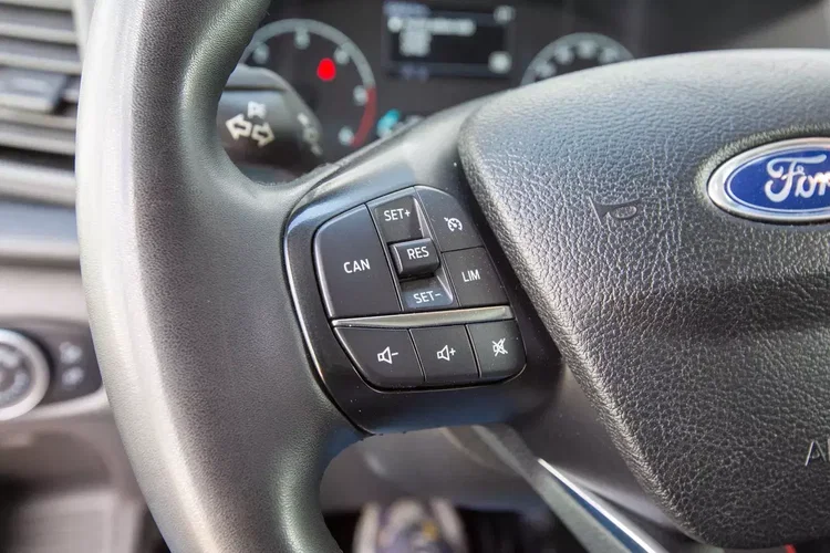 Ford Transit L4H3 MAXI Wysoki Dach zdjęcie 9