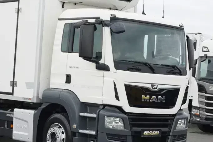 MAN TGS / 26.360 / EURO 6 / CHŁODNIA + WINDA / 23 PALETY zdjęcie 31