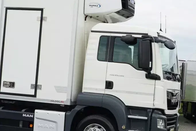 MAN TGS / 26.360 / EURO 6 / CHŁODNIA + WINDA / 23 PALETY zdjęcie 33