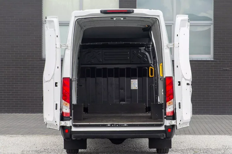 Iveco Daily L4H2 MAXI 35S16 zdjęcie 9