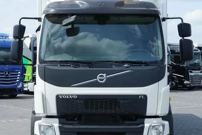 Volvo FL / 280 / EURO 6 / IZOTERMA + WINDA / 18 PALET / ŁAD. 9540 KG zdjęcie 14